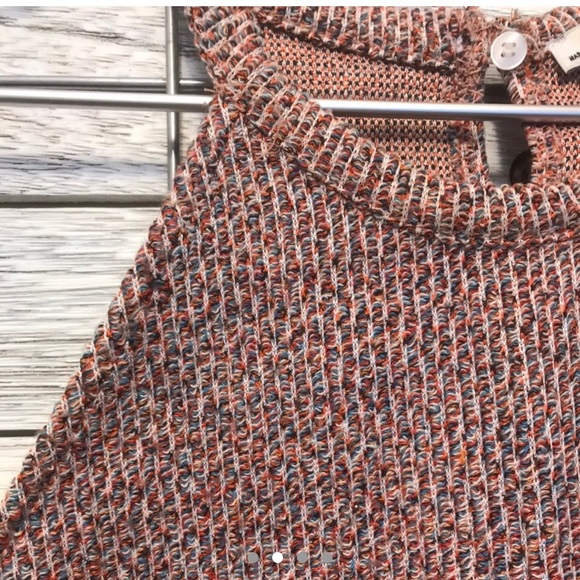 Blouse / top - Picture 2 of 4